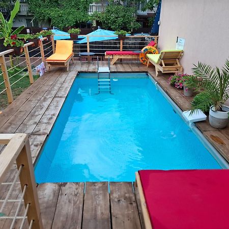Casa Marronne Hotel Костинещи Екстериор снимка