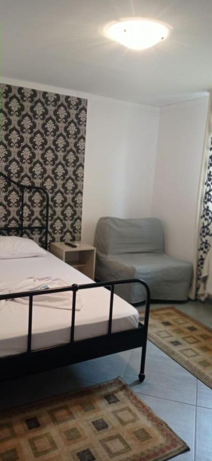 Casa Marronne Hotel Костинещи Екстериор снимка