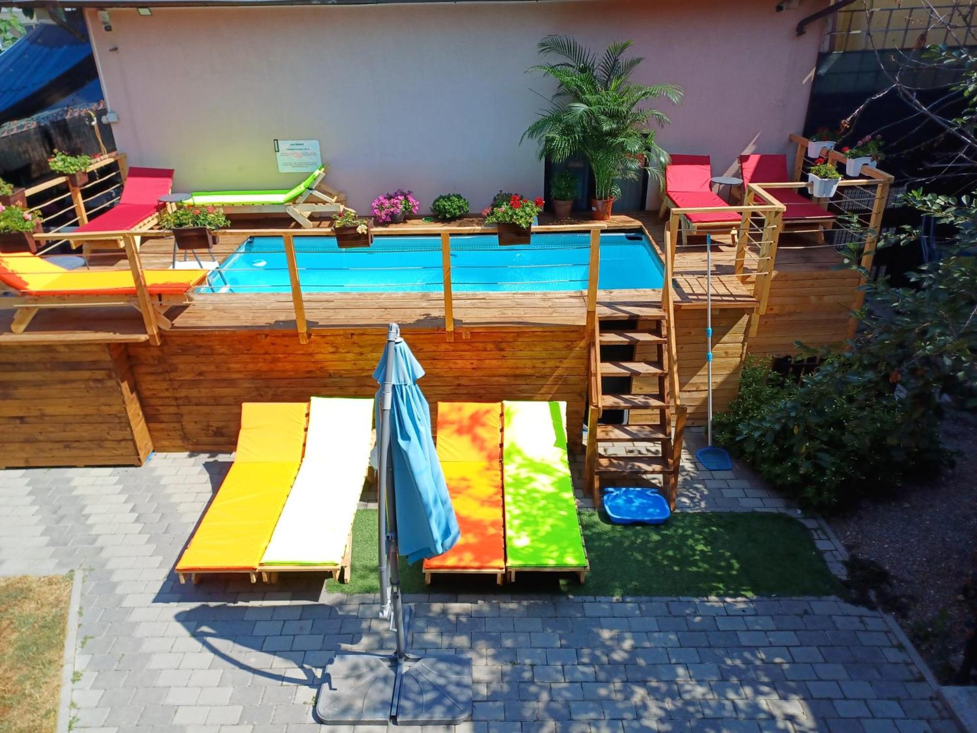 Casa Marronne Hotel Костинещи Екстериор снимка