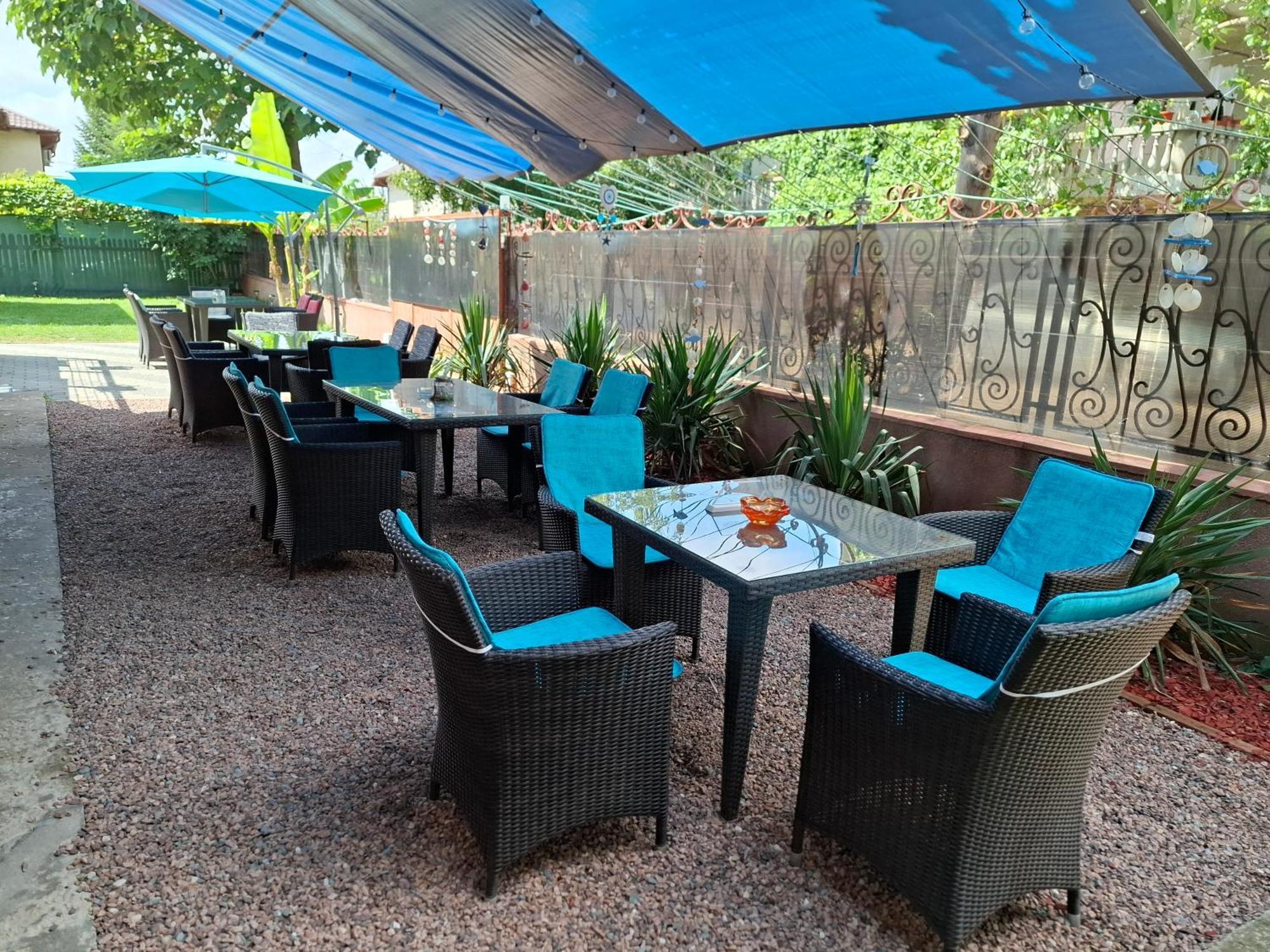 Casa Marronne Hotel Костинещи Екстериор снимка